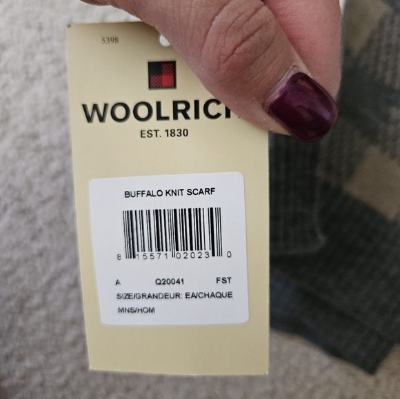 Nwts Woolrich buffalo knit scarf - Picture 6 of 6